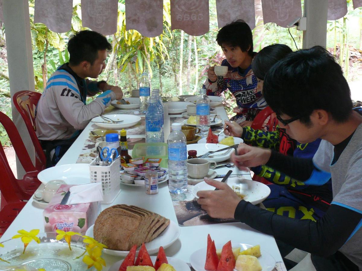 Suan Bang Bon, B&B - INN Plai Phraya Bagian luar foto